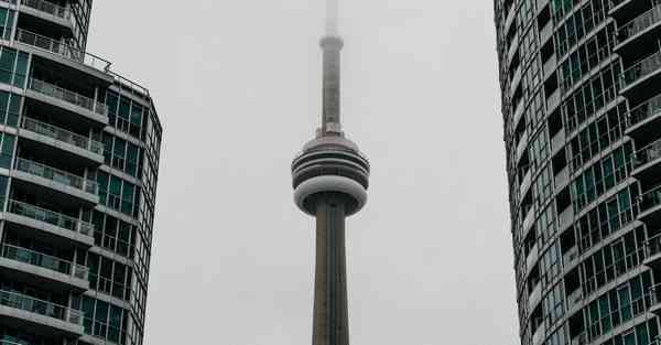 搬瓦工cn2容易被墙